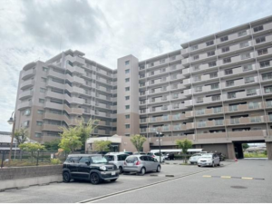 貝塚市福田、マンションの画像です