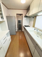 岸和田市三田町、中古一戸建ての画像です