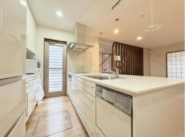 貝塚市畠中、中古一戸建ての画像です