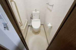 貝塚市海塚、マンションの画像です