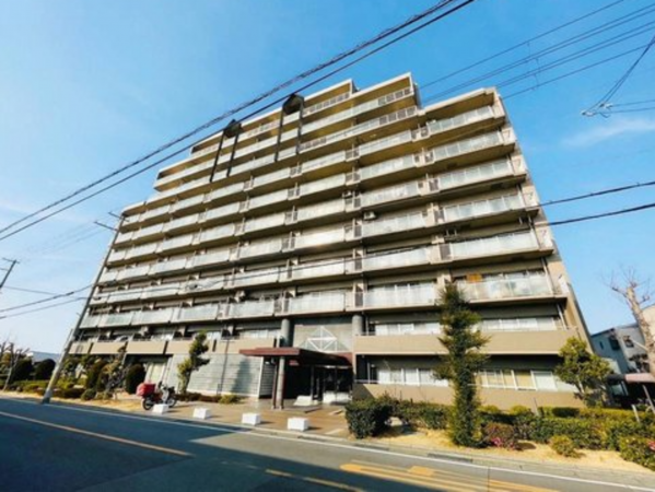 貝塚市窪田、マンションの画像です