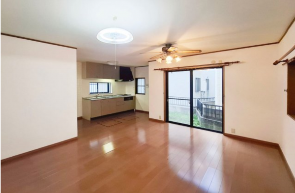 泉佐野市大西、中古一戸建ての画像です