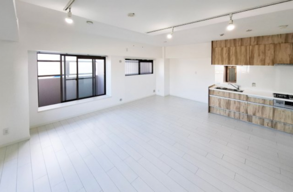 泉南郡熊取町大久保北、マンションの画像です