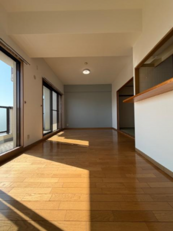 岸和田市土生町、マンションの画像です