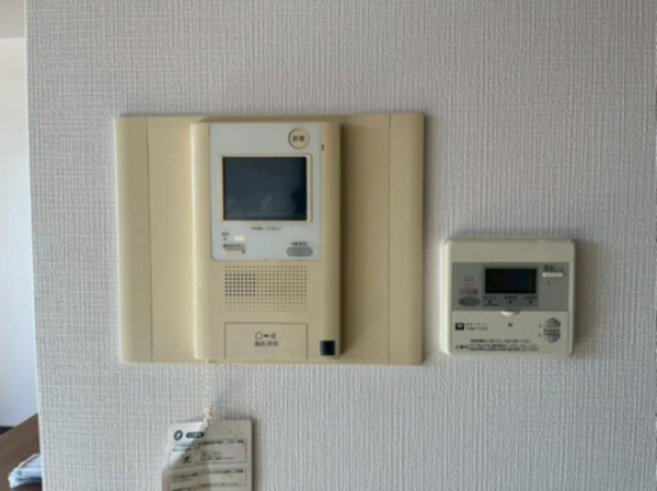 貝塚市澤、マンションの画像です