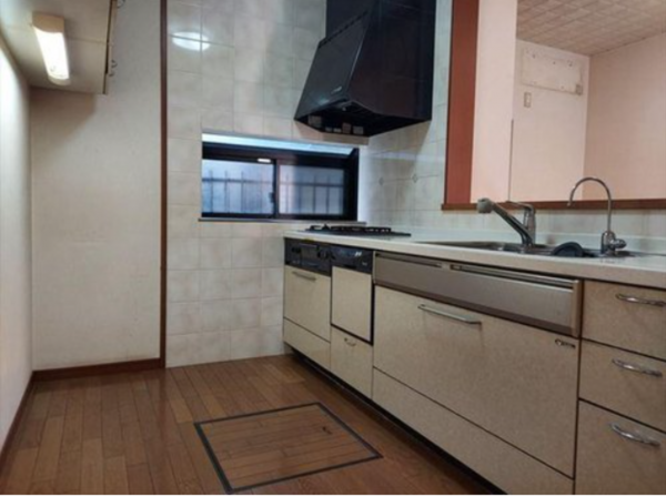 岸和田市西大路町、中古一戸建ての画像です