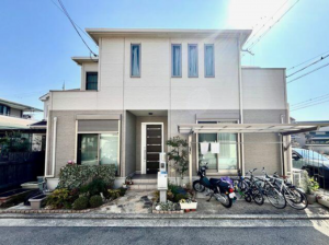 貝塚市脇浜、中古一戸建ての画像です