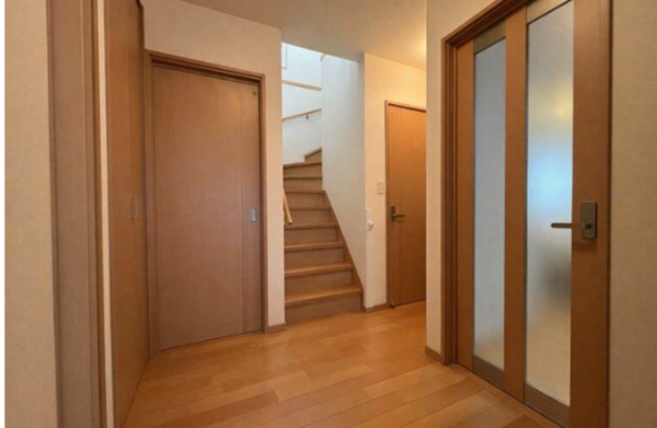 貝塚市脇浜、中古一戸建ての画像です