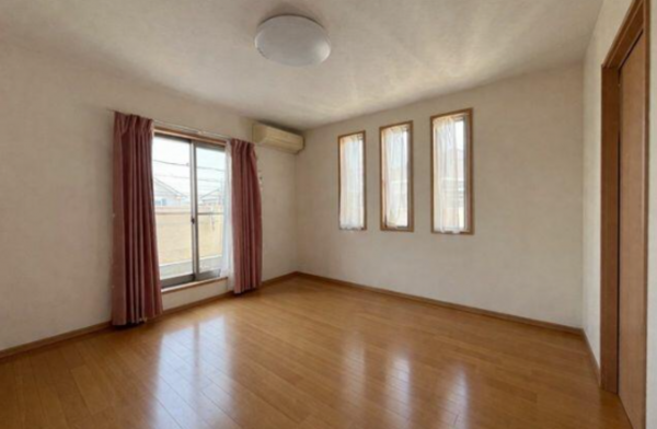 貝塚市脇浜、中古一戸建ての画像です