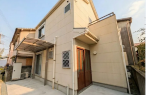 岸和田市小松里町、中古一戸建ての画像です