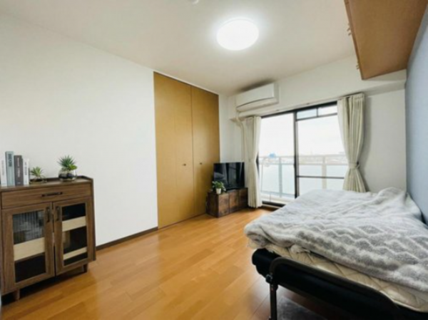 貝塚市西町、マンションの画像です