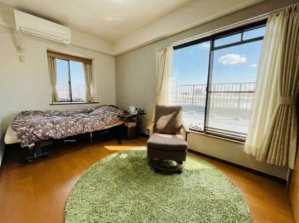 貝塚市西町、マンションの画像です