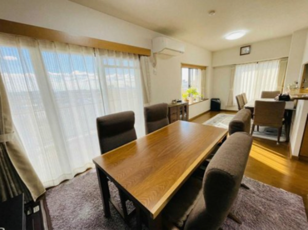 貝塚市西町、マンションの画像です