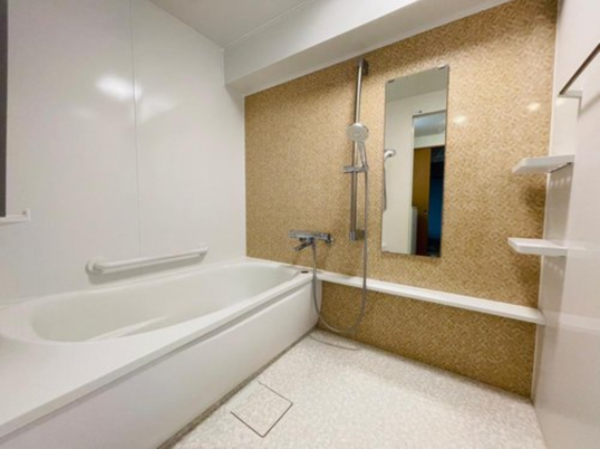 貝塚市西町、マンションの画像です