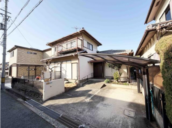 泉南郡熊取町山の手台、中古一戸建ての画像です