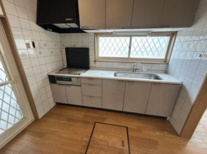 泉南郡熊取町朝代西、中古一戸建ての画像です