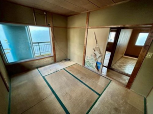 泉佐野市新安松、中古一戸建ての画像です