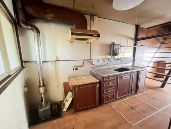 泉佐野市西本町、中古一戸建ての画像です