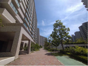 貝塚市清児、マンションの画像です