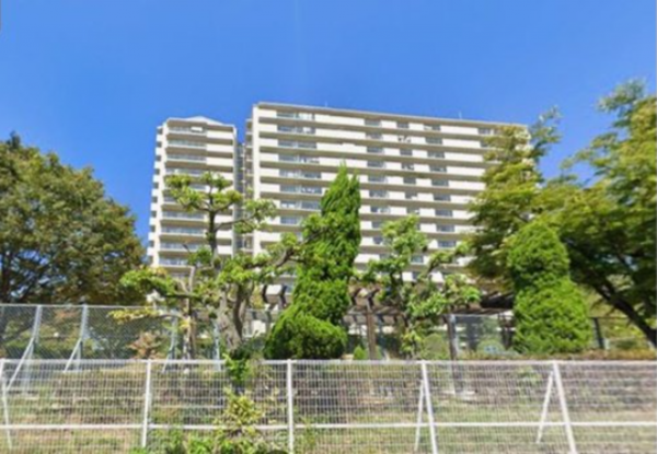 貝塚市清児、マンションの画像です