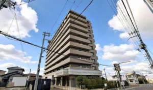 貝塚市浦田、マンションの画像です