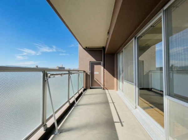 泉佐野市羽倉崎、マンションの画像です