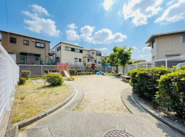 泉佐野市羽倉崎、マンションの画像です