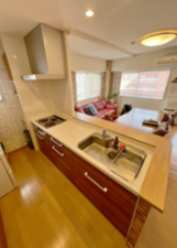 貝塚市二色、マンションの画像です