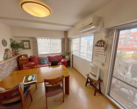 貝塚市二色、マンションの画像です