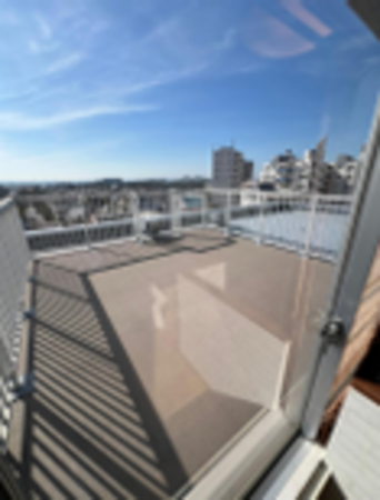 貝塚市二色、マンションの画像です