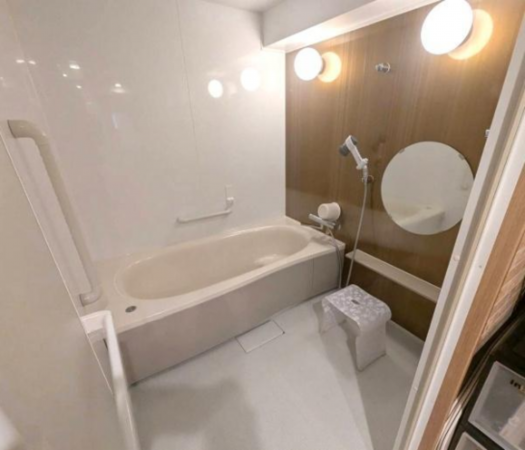 貝塚市二色、マンションの画像です