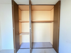 貝塚市清児、マンションの画像です