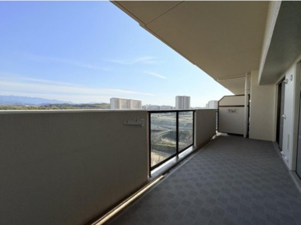 貝塚市清児、マンションの画像です