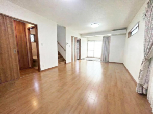 岸和田市田治米町、中古一戸建ての画像です