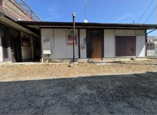 泉佐野市中町、中古一戸建ての画像です