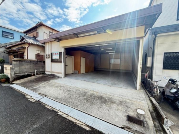 岸和田市大工町、収益物件/倉庫の画像です