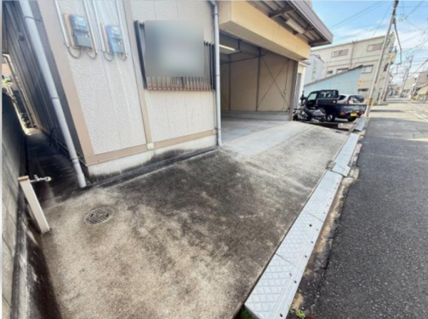 岸和田市大工町、収益物件/倉庫の画像です