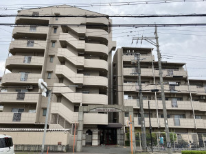 岸和田市八幡町、マンションの画像です