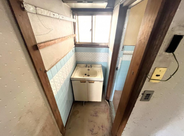 泉南郡熊取町、中古一戸建ての画像です