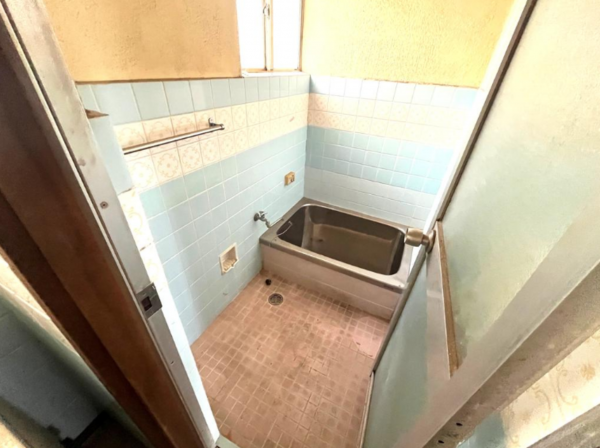 泉南郡熊取町、中古一戸建ての画像です