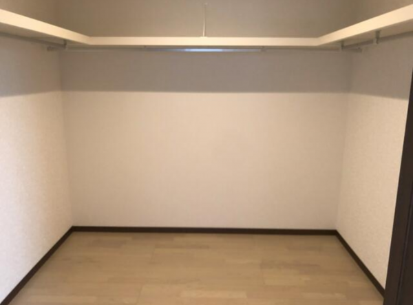 泉佐野市下瓦屋、中古一戸建ての画像です