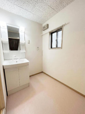 泉佐野市羽倉崎、マンションの画像です