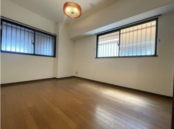 泉佐野市日根野、マンションの画像です