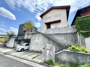 泉南郡熊取町つばさが丘東、中古一戸建ての画像です