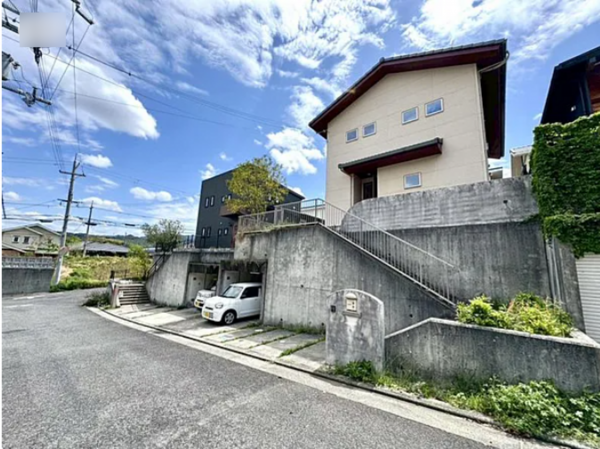 泉南郡熊取町つばさが丘東、中古一戸建ての画像です