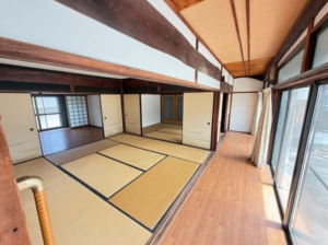 泉佐野市南中安松、中古一戸建ての画像です