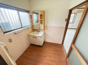 泉佐野市南中安松、中古一戸建ての画像です