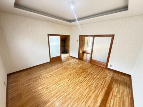 泉佐野市南中安松、中古一戸建ての画像です