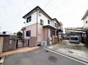 泉佐野市上町、収益物件/店舗付住宅の画像です