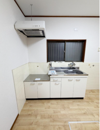 貝塚市王子、中古一戸建ての画像です